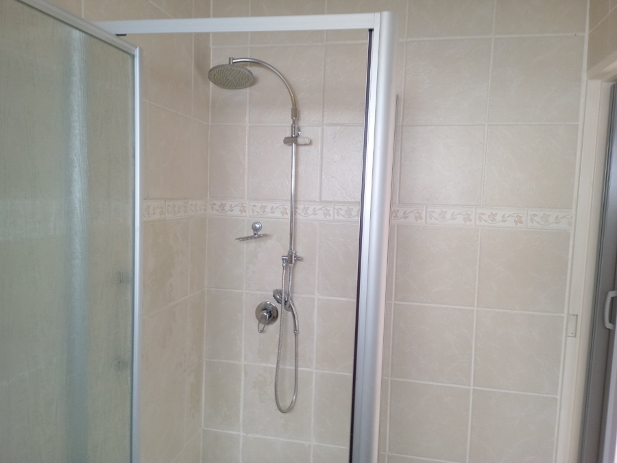 3 Bedroom Property for Sale in Langenhovenpark Free State